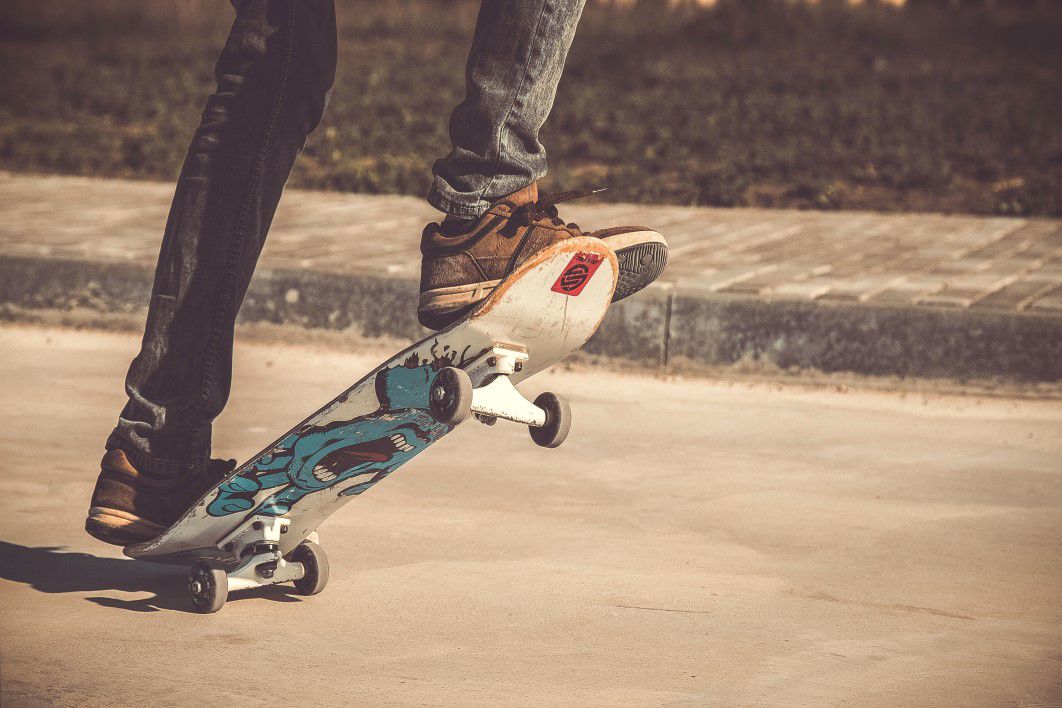 Skateboarding in shared public space: power, gender, age and inclusivity 